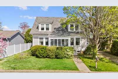 29 Crescent Bluff Avenue, Branford, CT 06405 - Photo 2