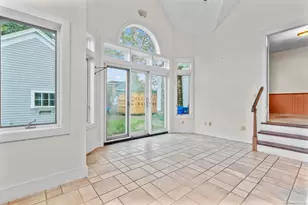 29 Crescent Bluff Ave, Branford, CT 06405 - Photo 16