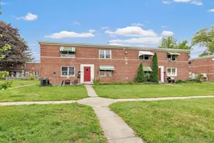 367 D Building 5 Granfield Ave, Bridgeport, CT 06610 - Photo 1