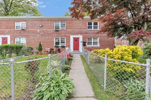 397 D Building 3 Granfield Ave, Bridgeport, CT 06610 - Photo 1