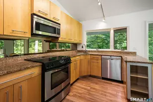 60 Muller Rd, Kent, CT 06757 - Photo 10