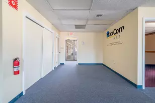 477 Boston Post Rd, Orange, CT 06477 - Photo 16