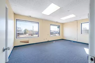 477 Boston Post Rd, Orange, CT 06477 - Photo 12