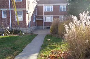 127 Canaan Ct, Stratford, CT 06614 - Photo 1