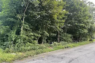 22 Frances Dr, Seymour, CT 06483 - Photo 2