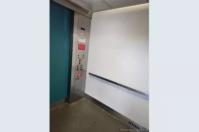 385 Main Street, West Haven, CT 06516 - Photo 8