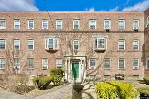 610 Wilmot Ave, Bridgeport, CT 06607 - Photo 16