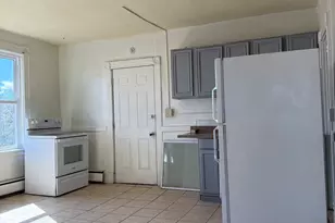 198 Oak St, New Britain, CT 06051 - Photo 10