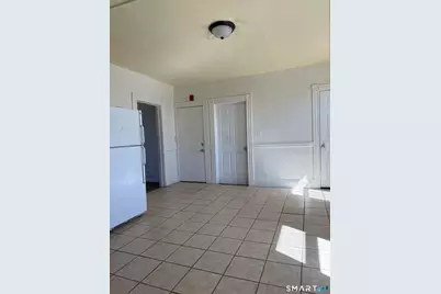 198 Oak Street, New Britain, CT 06051 - Photo 14