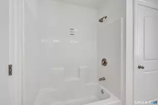 28 Hunting Rdg Rd, Middlebury, CT 06762 - Photo 34