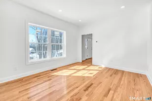 28 Hunting Rdg Rd, Middlebury, CT 06762 - Photo 4