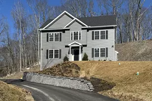 28 Hunting Rdg Rd, Middlebury, CT 06762 - Photo 1