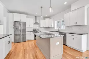 28 Hunting Rdg Rd, Middlebury, CT 06762 - Photo 16