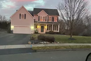 85 Rock Ridge Rd, Manchester, CT 06040 - Photo 1