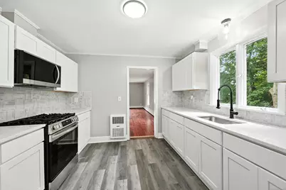 468 Perkins Avenue, Waterbury, CT 06704 - Photo 22