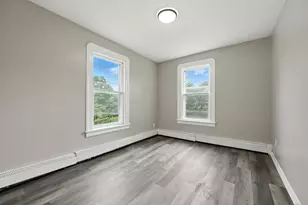 468 Perkins Ave, Waterbury, CT 06704 - Photo 16