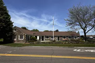 506 Whitfield St, Guilford, CT 06437 - Photo 2