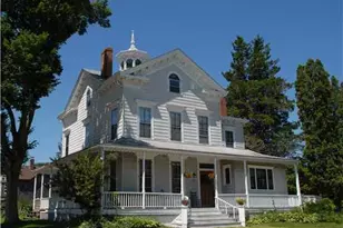 252 N Water St, Stonington, CT 06378 - Photo 1