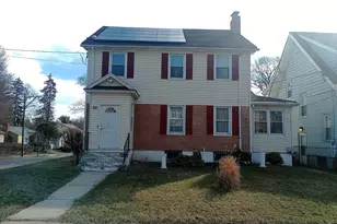 86 Hartland St, Hartford, CT 06112 - Photo 1