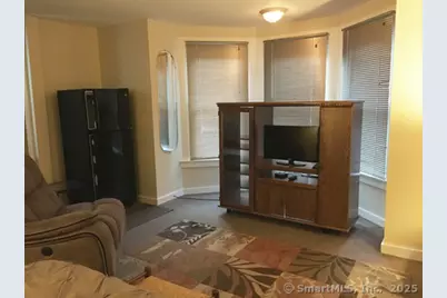 223 Broad Street, Meriden, CT 06450 - Photo 12