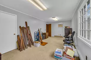 1054 Boston Post Rd, Guilford, CT 06437 - Photo 18