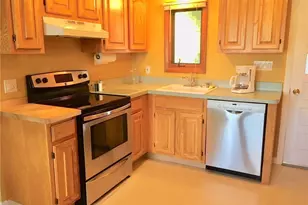 87 Decatur Ave, Guilford, CT 06437 - Photo 6