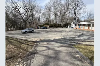 248 Broadway, Norwich, CT 06360 - Photo 20