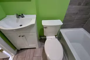 42 Madison St, Hartford, CT 06106 - Photo 10