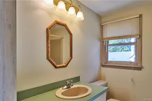 119 Kelseytown Rd, Clinton, CT 06413 - Photo 8