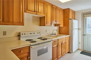 119 Kelseytown Rd, Clinton, CT 06413 - Photo 6