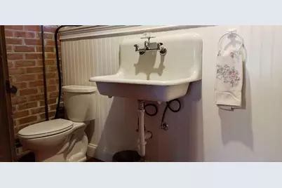 1-3 Parker Memorial Drive, Branford, CT 06405 - Photo 14