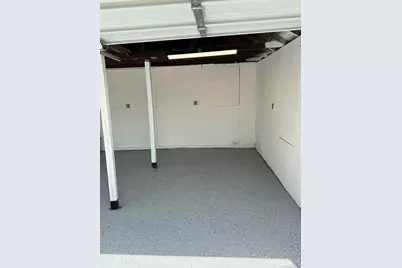 615 B E. Main Street #Garage, Stratford, CT 06614 - Photo 2