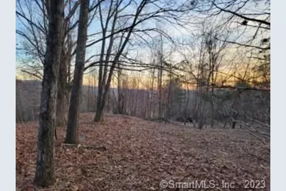 523 Main Street North, Woodbury, CT 06798 - Photo 14