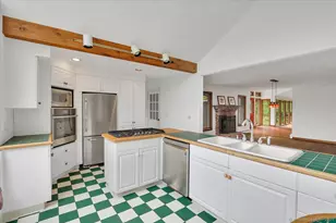 89 East St, Morris, CT 06763 - Photo 12