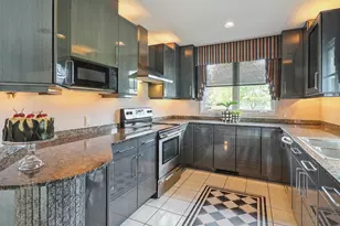 426 City Hill St, Naugatuck, CT 06770 - Photo 6