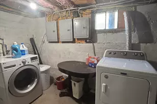 143 Brown St, Hartford, CT 06114 - Photo 18