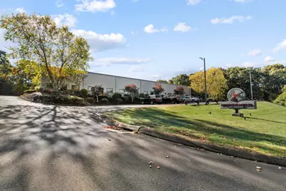 13 West Parkway #B, Plainfield, CT 06374 - Photo 4