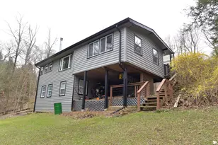 69 Engleside Terrace, Newtown, CT 06482 - Photo 2