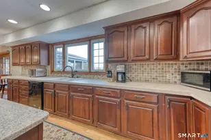 1833 Mountain Rd, Torrington, CT 06790 - Photo 14