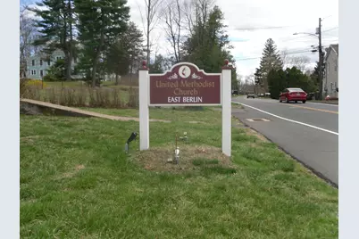 139 Main Street, Berlin, CT 06023 - Photo 4