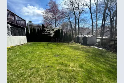 20 Charlene Drive, Naugatuck, CT 06770 - Photo 8