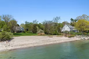 86 Wallacks Dr, Stamford, CT 06902 - Photo 22