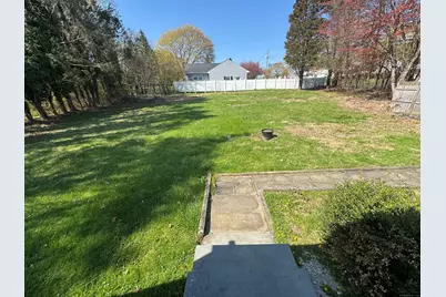 71 Schiller Road, Fairfield, CT 06825 - Photo 4