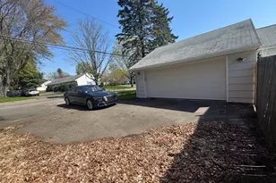 71 Schiller Rd, Fairfield, CT 06825 - Photo 28