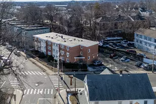 191 Oak St, Bridgeport, CT 06604 - Photo 2