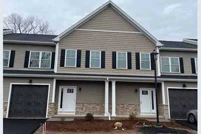 23 Chatsworth Court, Manchester, CT 06042 - Photo 2