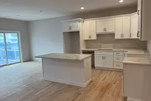 23 Chatsworth Ct, Manchester, CT 06042 - Photo 8