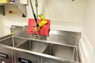 647 Stanley St, New Britain, CT 06051 - Photo 20