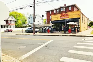 647 Stanley St, New Britain, CT 06051 - Photo 4