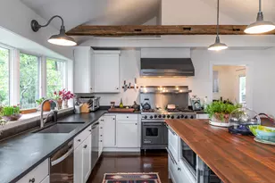 409 Northrop St, Bridgewater, CT 06752 - Photo 6